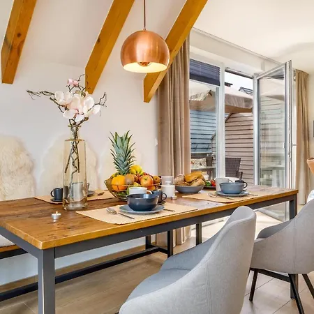 Haus Ostseewind - Strandwiese Windrose - Strandwiese *